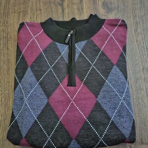 Swiss Cross Men's Large 1/4 Zip Sweater Black Burgundy  Argyle